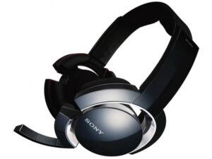 Sony's DR-GA500 Headset Is For The Gaming Elite