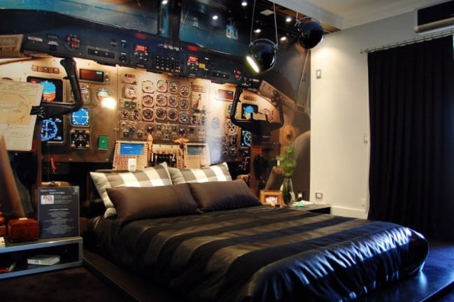 10 Out of this World Bedrooms You Can Only Dream Of (list)