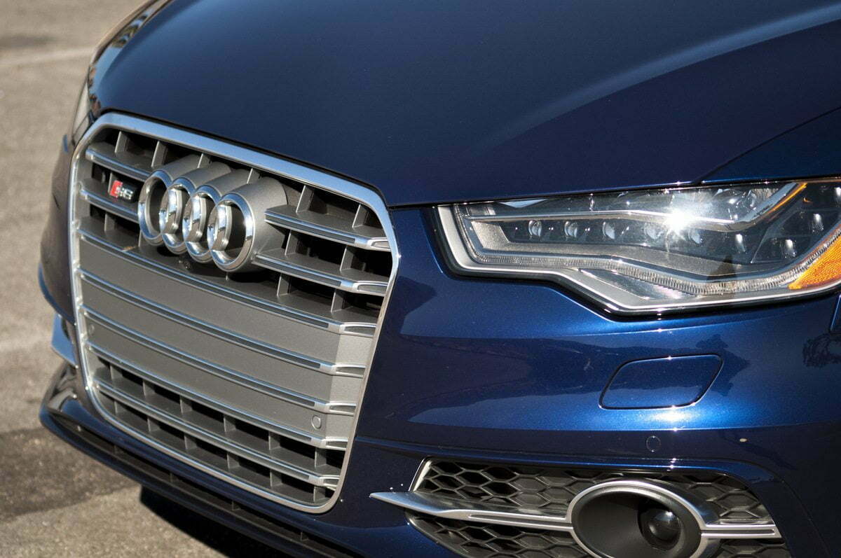 2014 Audi S6 Review: 6 Reasons It's Awesome, 2 That'll Leave You Frustrated (list)