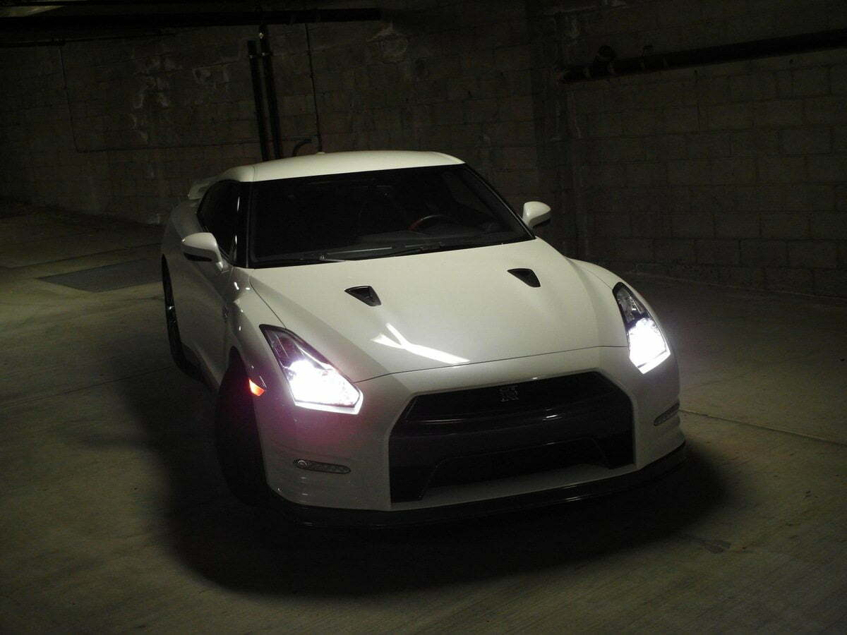 2014 Nissan GT-R Review: Violently Awesome (video)