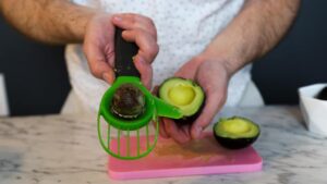 Amco 8685 Avocado Slicer Pitter Review