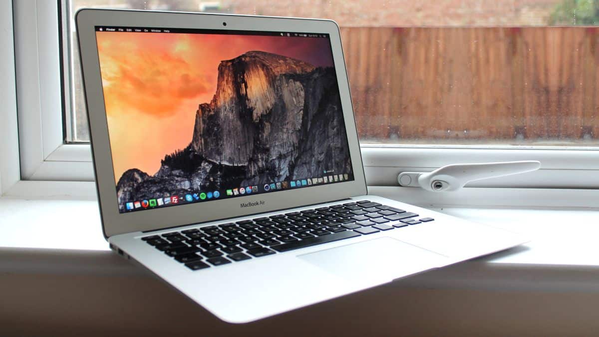 Apple MacBook Air Core i5 Review