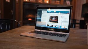 Asus Chromebook Flip C302 Review