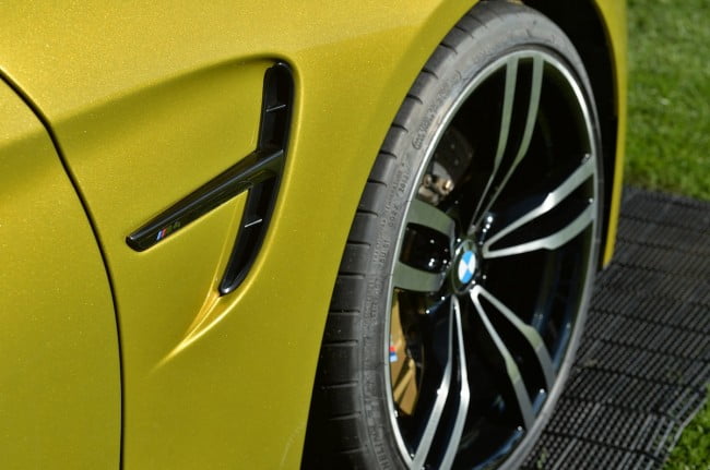 BMW M4 Official-005