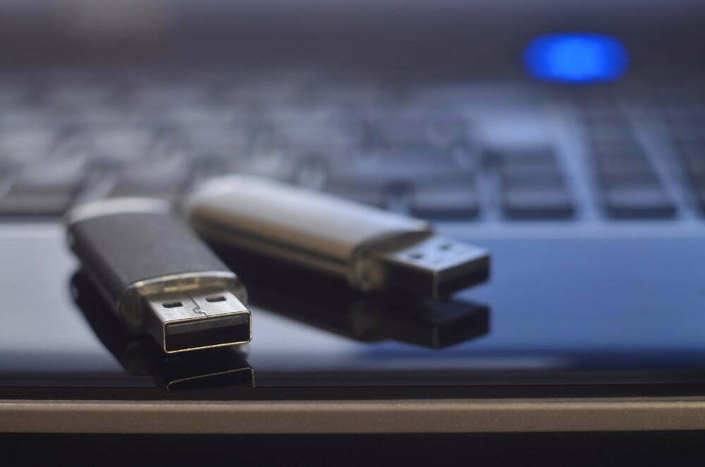 Best USB Flash Drive in 2024 (March Reviews)