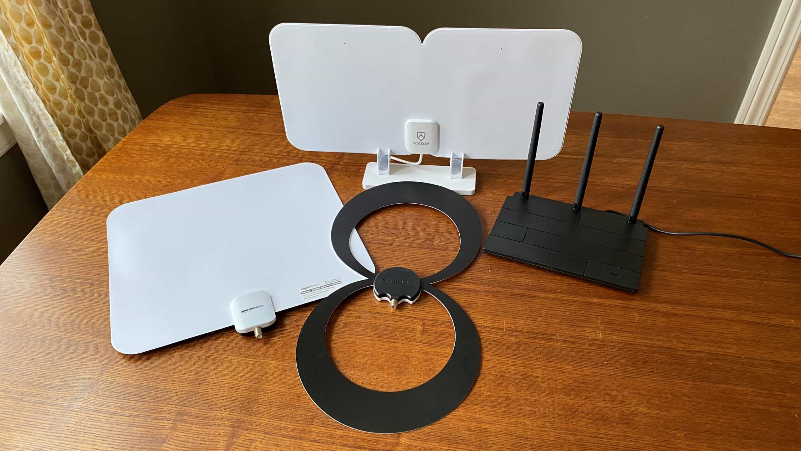 10 Best Indoor TV Antennas in 2024