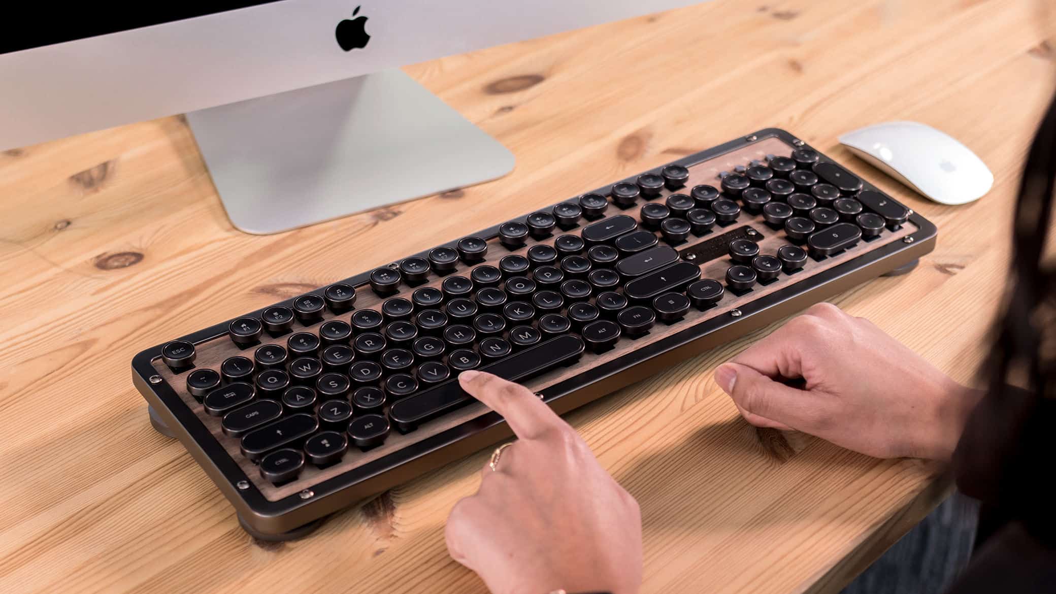 10 Best Typewriter Keyboards in 2024