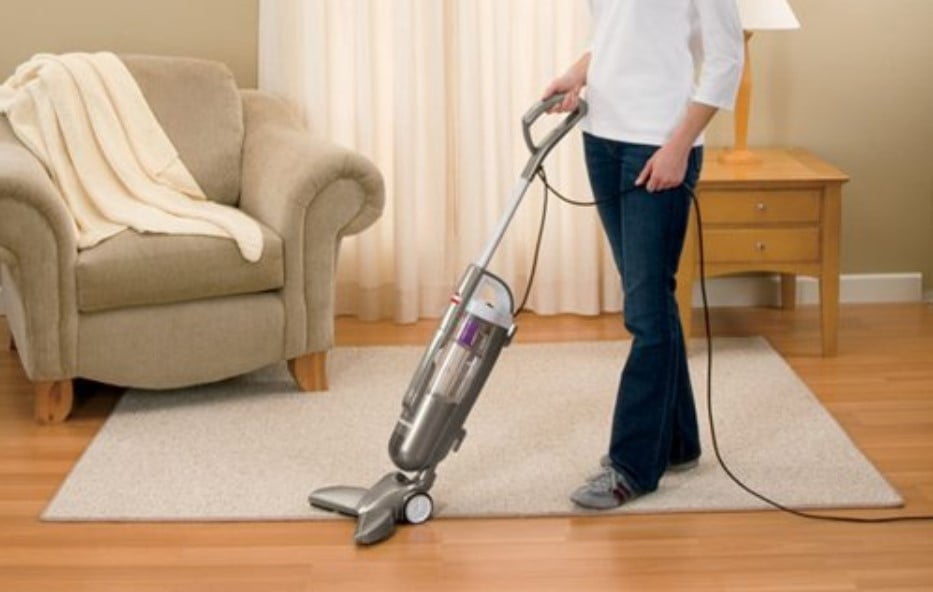 Bissell PowerEdge Pet Hardwood Floor Bagless Cleaner Review