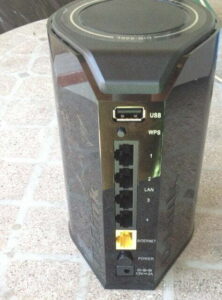 DIR-826L-back-ports-copy