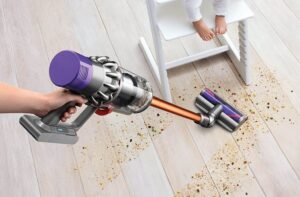 Dyson V10 Absolute Review