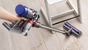 Dyson V8 Animal Cordless Stick Vacuum Review