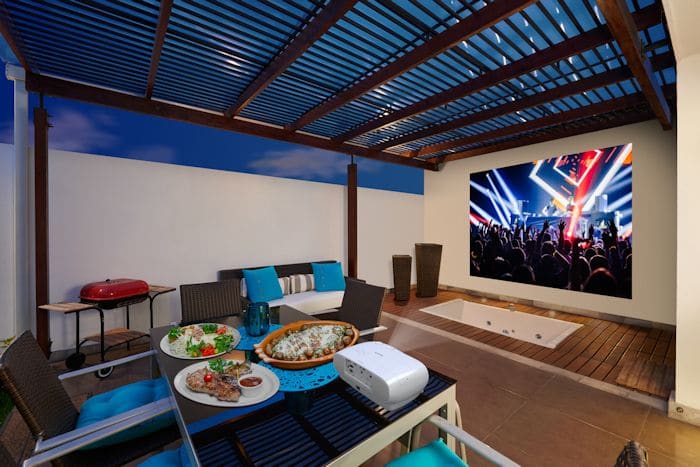 Epson Introduces New 4K Projectors 8 Epson Introduces New 4K Projectors
