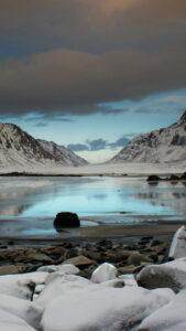 Frozen-Lake-iPhone-5-wallpaper-ilikewallpaper_com