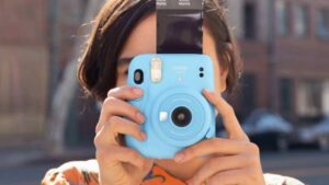 Fujifilm Instax Mini 11 Instant Camera Review