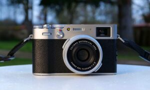 Fujifilm X100V Review