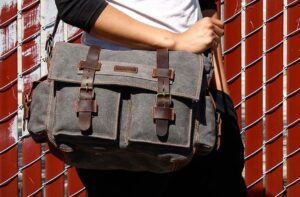 Gearonic Vintage Canvas Messenger Review