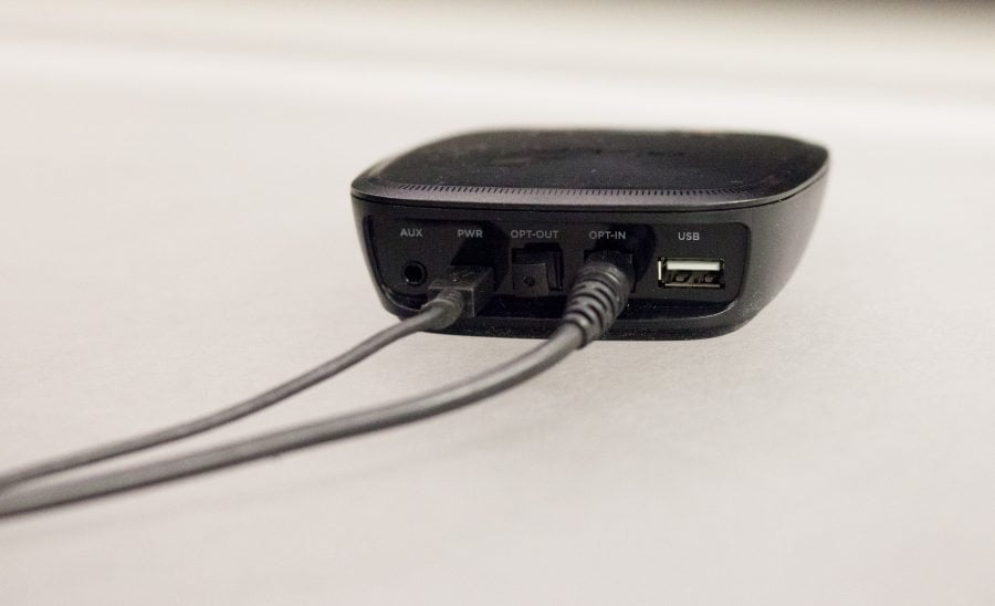 How To Connect an Xbox One Headset: Easy Setup for Wired and Wireless Headphones 4 Xbox headsets - Headset USB Receiver