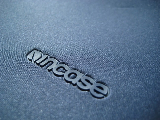Incase 13-inch Macbook Air Neoprene Sleeve Review