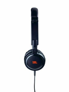 JBL-tempo-on-ear2