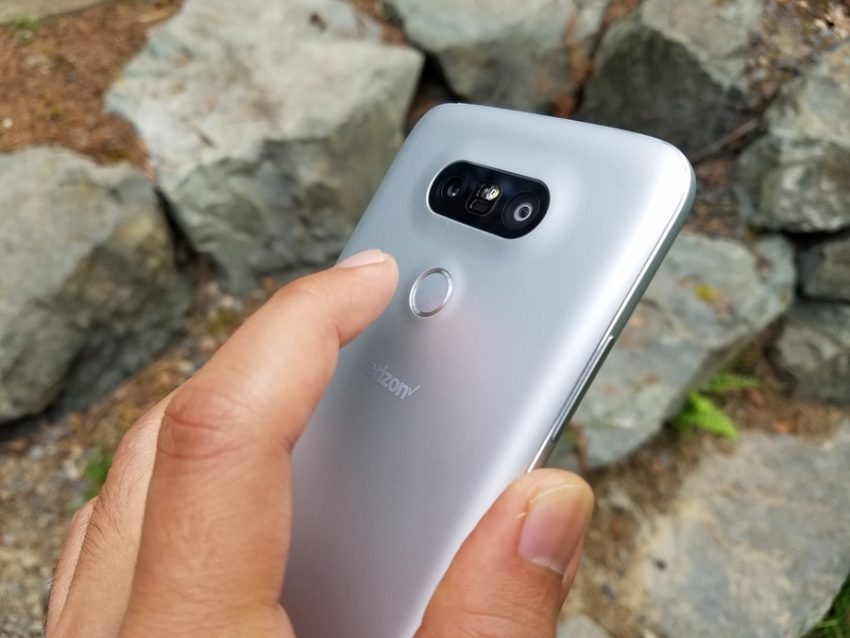 LG G5 Review 15 LG G5 smartphone
