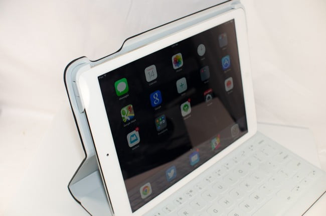 Logitech FabricSkin Air-0240