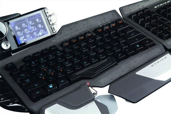 MadCatz S.T.R.I.K.E. 7 Touch Screen Gaming Keyboard Review