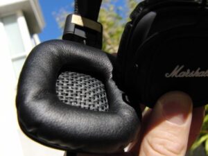 Marshall-Major-Headphones-2