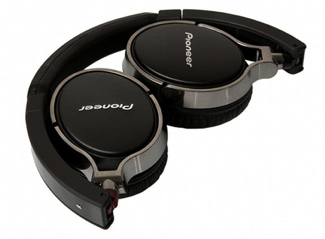 Pioneer SE-NC21M Noise Canceling Headphones (pics)