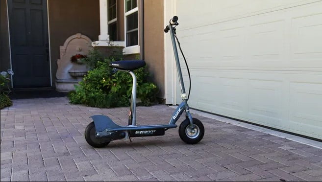 Razor E300S Seated Electric Scooter  Review