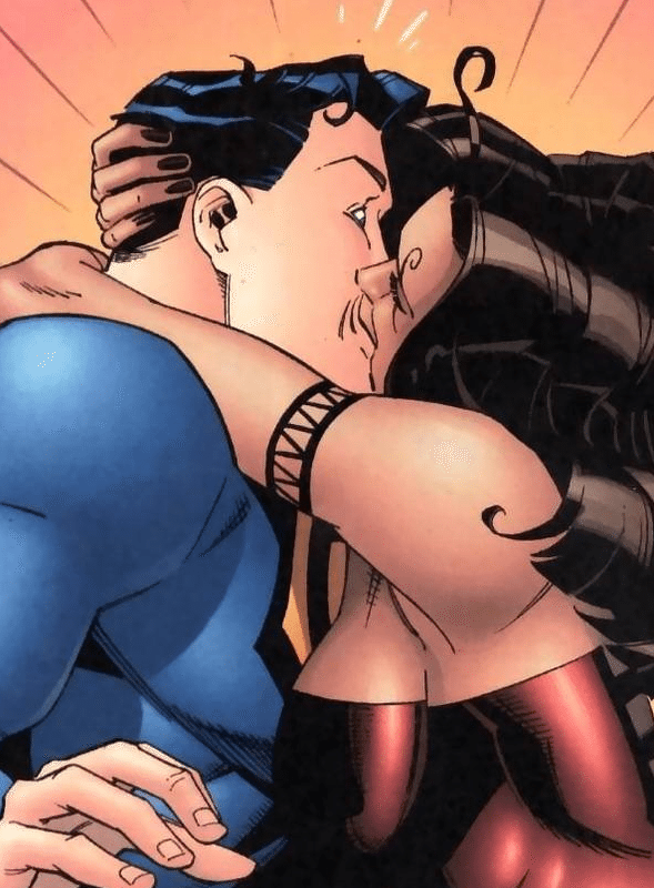Top 8 Sexiest Comic Chicks (According to Us)