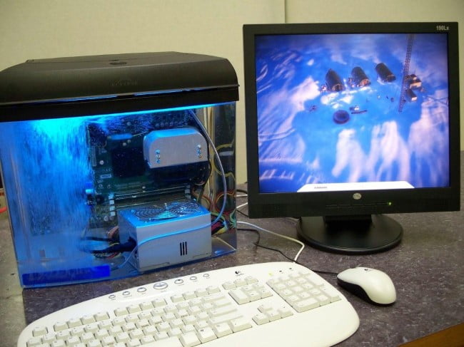 Puget DIY Aquarium PC Case Review