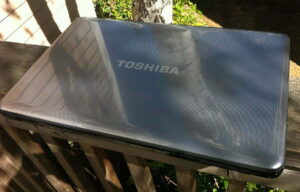 Toshiba-Satellite-L875-S7108_2