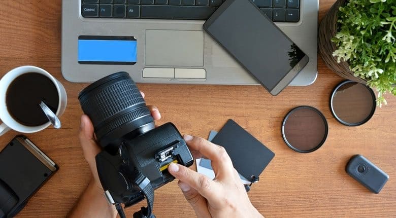 How to Make Money Vlogging: It’s Easier Than You Think