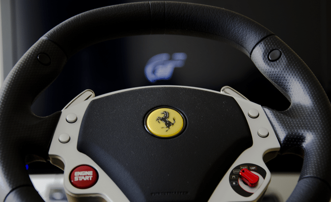 Thrustmaster Ferrari Wireless GT Cockpit 430 Scuderia Edition Review