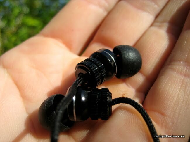 Zipbuds Ear Bud Headphone Review