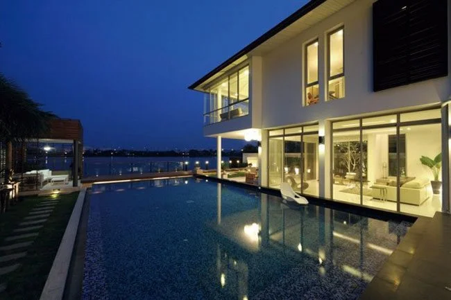 13 of the Most Luxurious Futuristic and Unique Modern Homes Money Can Buy