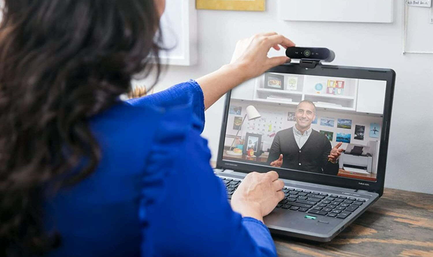 10 Best Webcams for Skype in 2023