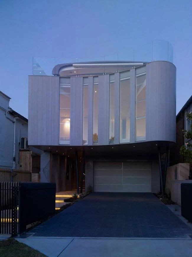 13 of the Most Luxurious Futuristic and Unique Modern Homes Money Can Buy
