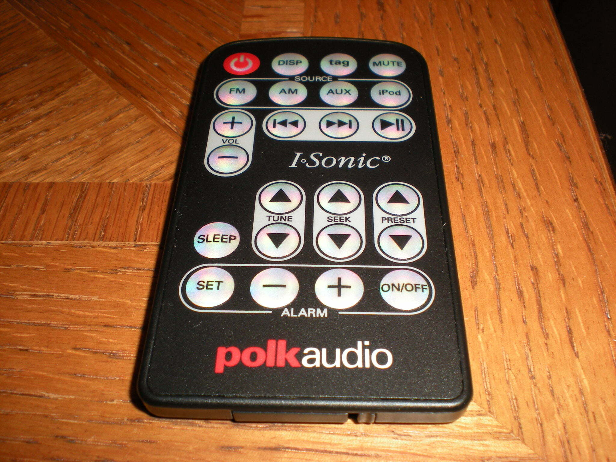 Polk Audio I-Sonic HD Radio And iPod Speaker System Review