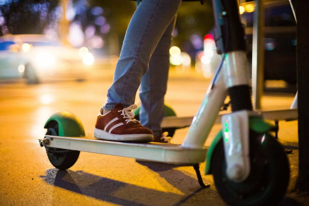 Electric Skateboard vs Electric Scooter