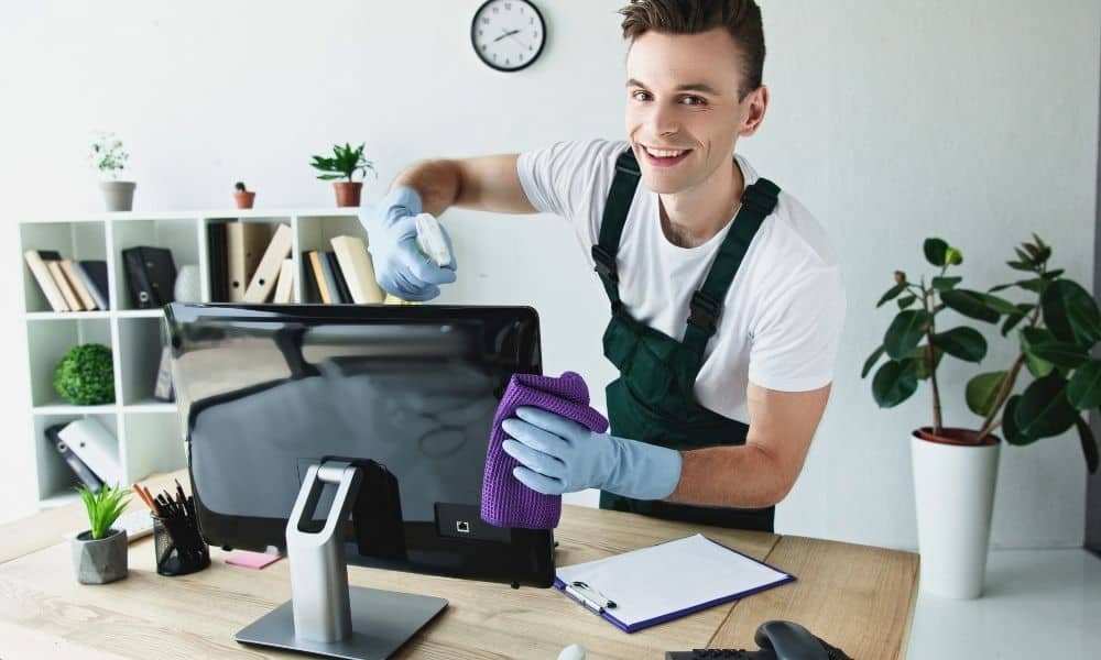 How to Clean a Computer Monitor