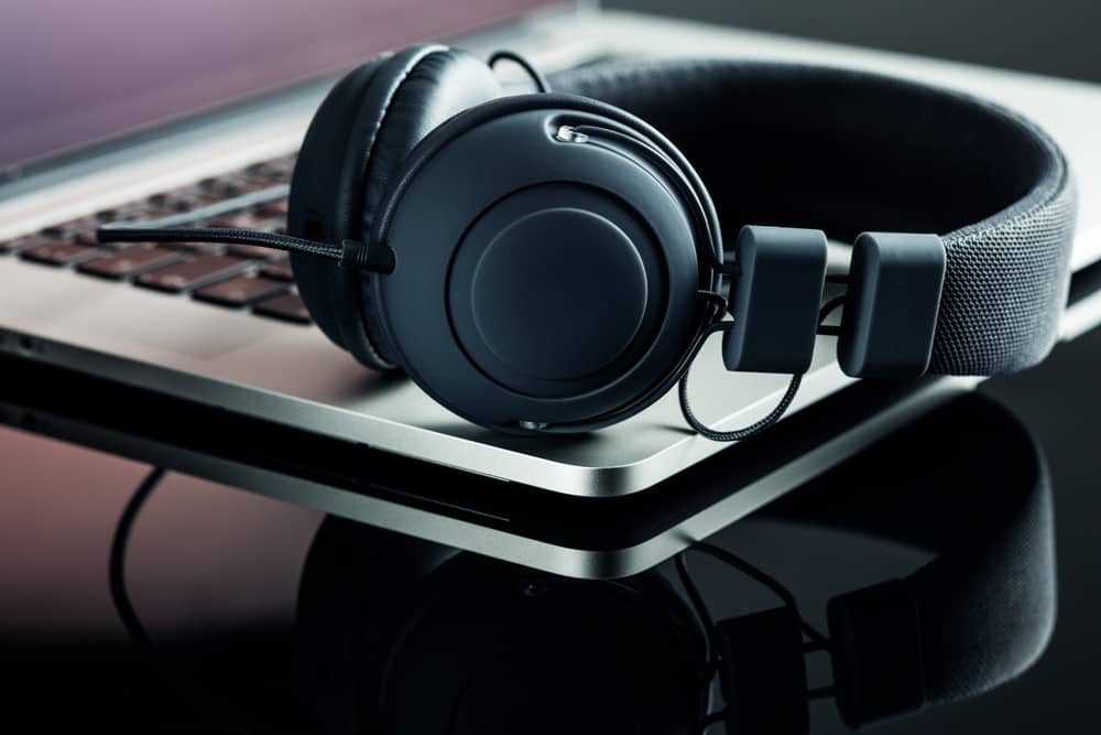 How to Connect a Gaming Headset to an Audio Interface