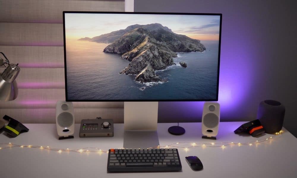 How to Reduce Reflection and Glare in Monitors