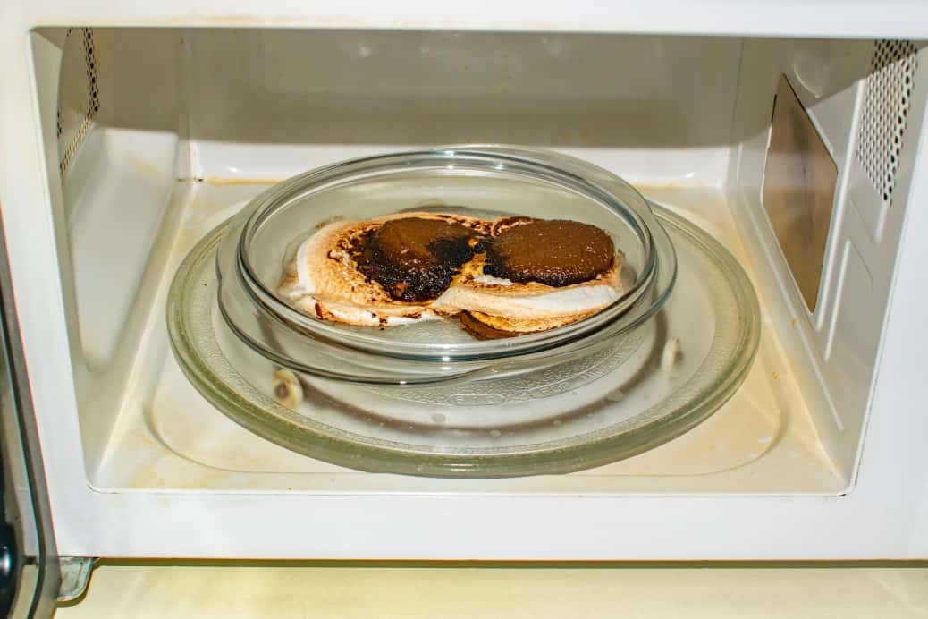 How to Remove a Built-In Microwave