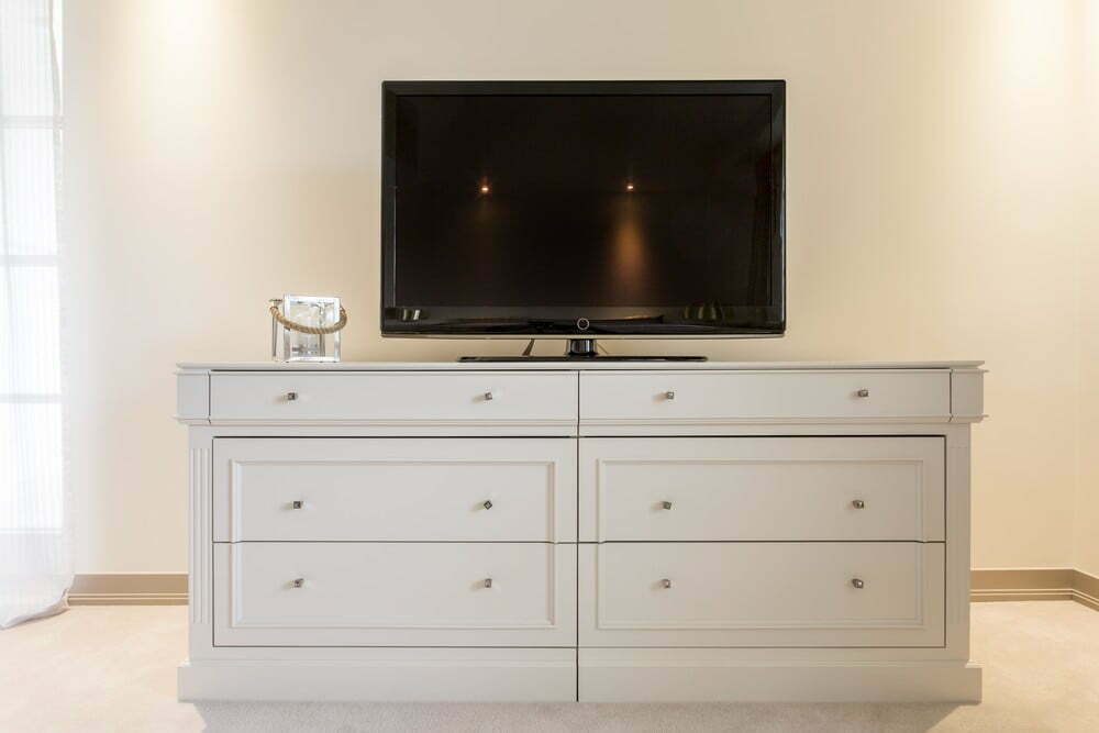 How Wide is a 75 Inch TV?