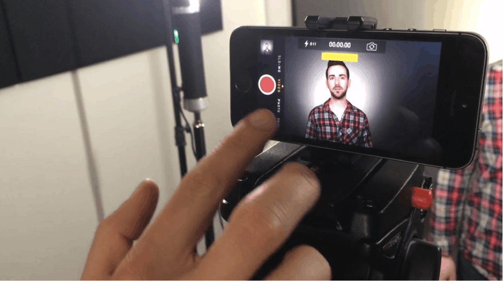 How to Vlog with an iPhone + 4 Must Read Tips
