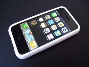 Sleek iPhone Incase Hardshell With Quickchange Bottom