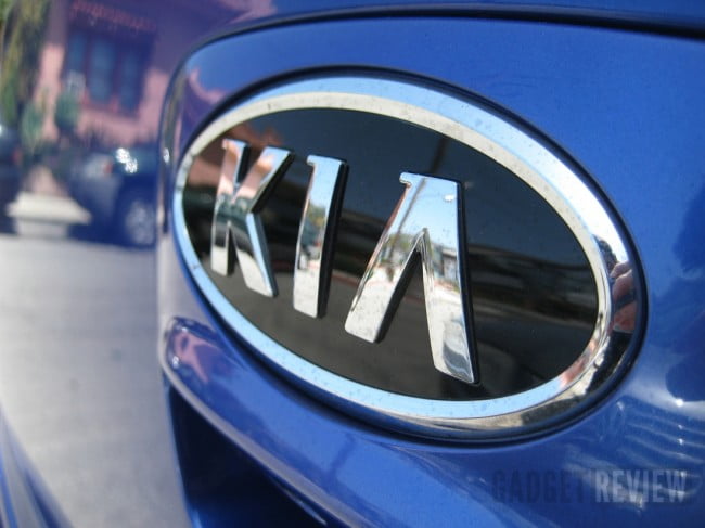 Kia Rio Review (2012)