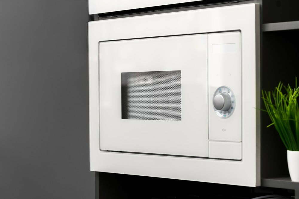 Microwave Ovens vs Toaster Ovens