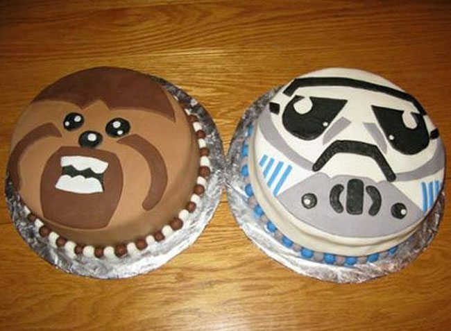 35 Top Star Wars Cakes (list/pics)